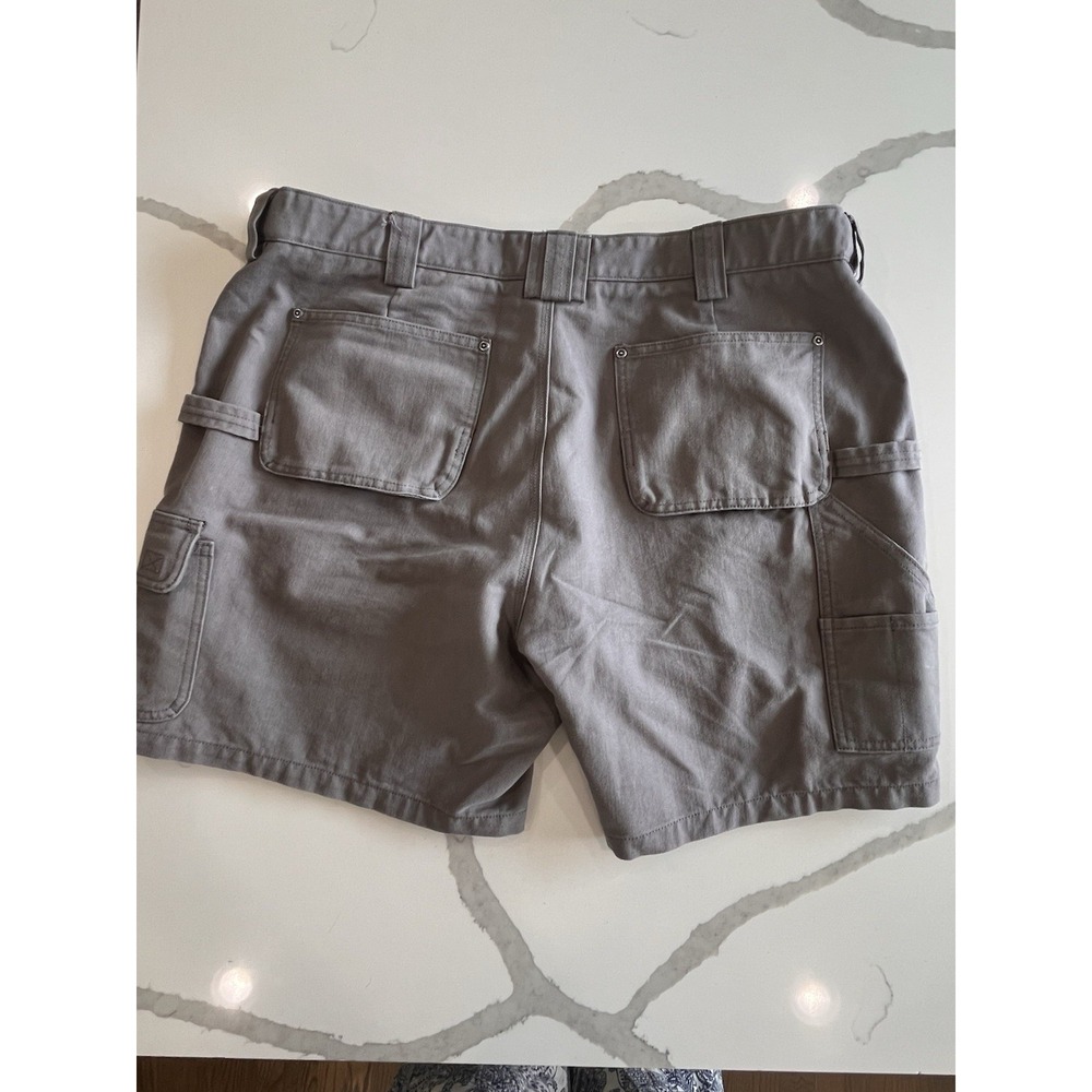 Duluth Trading Co Mens 42 Gray Cargo Shorts Heavy Duty 100%‎ Cotton Cooldry - Picture 2 of 3